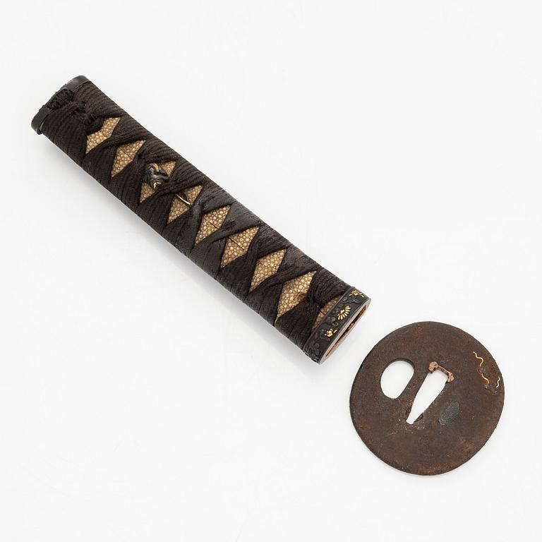 Tsuba ja tsuka, Japani.