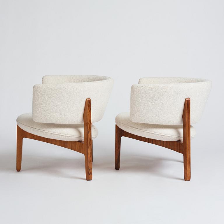 Sven Ellekær, a pair of easy chairs and one ottoman, Chr. Linneberg Møbelfabrik, Denmark, 1960s.