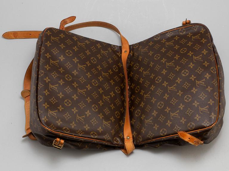 LOUIS VUITTON, 'Saumur 35'.