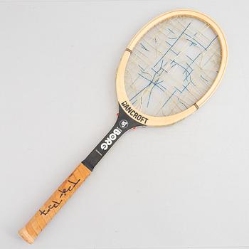 Tennis racket, wood, Bancroft, "Borg Personal". Specially made for Björn Borg. Signed by Björn Borg.