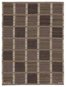 BARBRO NILSSON, a carpet, flat weave, 177 x 132 cm, "Falurutan mörk", signed AB MMF BN.