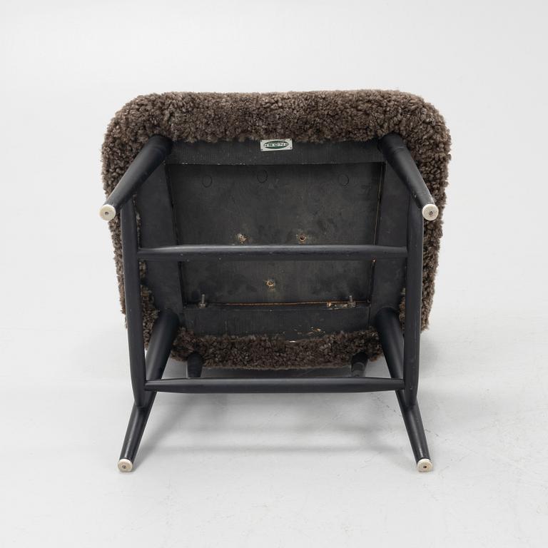 Fåtölj, fårskinn, Engen, Örkelljunga, 1900-talets mitt.