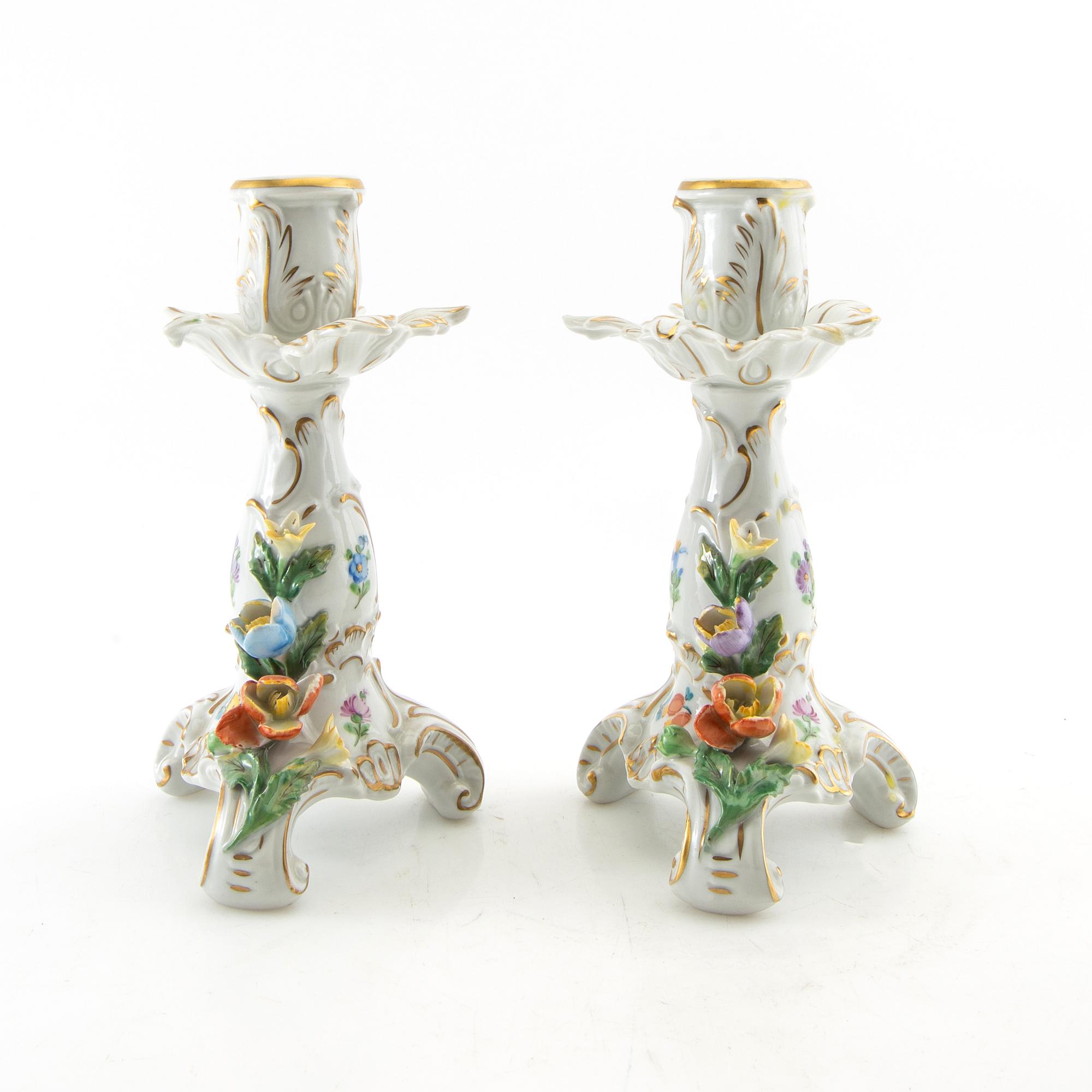 Bowl and candlesticks, a pair, Rococo style, Germany, first half of the 20th century, porcelain.