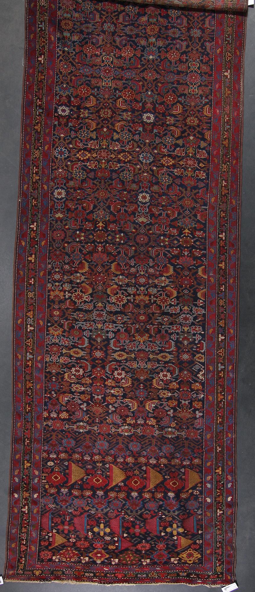 MATTA, Karabagh. Ca 443 x 135.