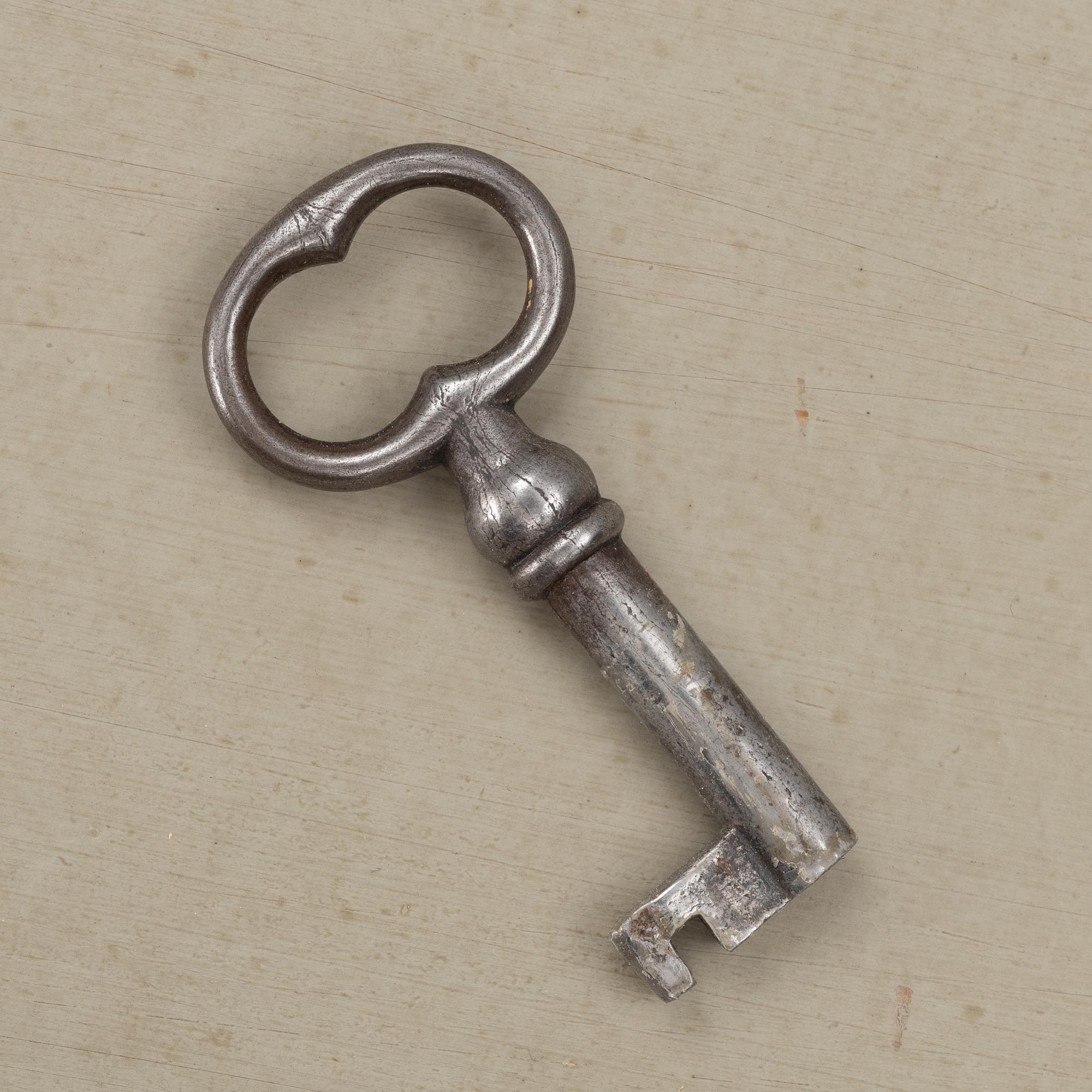 Chest of drawers, Gustavian style, 19th century.