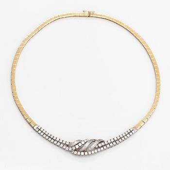 An 18K gold necklace with diamonds ca. 6.00 ct in total.