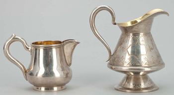 GRÄDDSNÄCKOR, 2 st, silver, Johan Talén Helsingfors 1881. Guldsmed GAS St. Petersburg 1876, Ryssland. Vikt ca 219 gr.