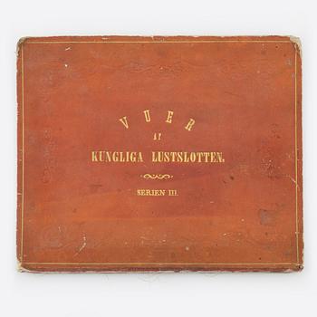 Carolina von Knorring, mapp med sju fotografier.