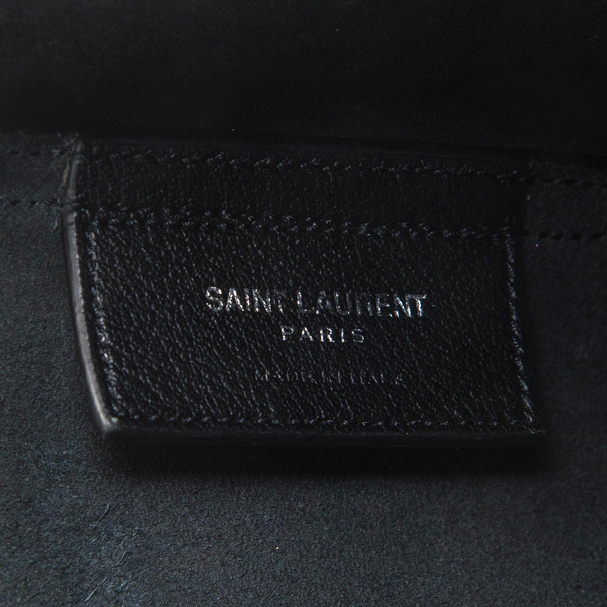 Saint Laurent, a 'Sac shopping' bag.
