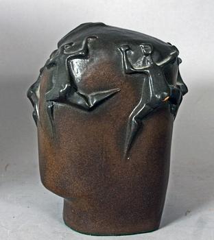 FIGURIN, stengods. Åke Holm.