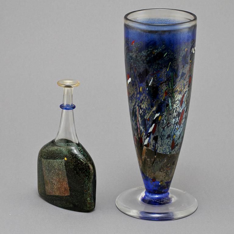 VAS samt FLASKA, glas, Bertil Vallien, Kosta Boda, Artist Collection, 1900-talets fjärde kvartal.