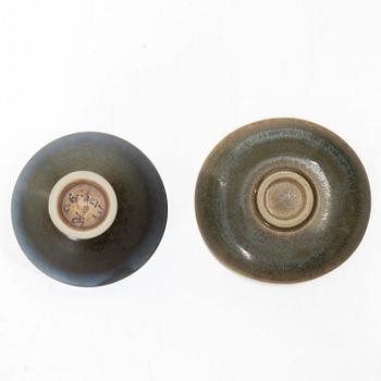 Berndt Friberg, & Stig Lindberg, a set of five stoneware bowls, Gustavsbergs Studio, 1950s–60s.