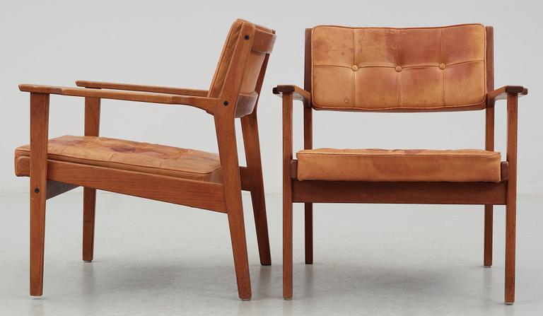 FÅTÖLJER, ett par, Ib Kofoed-Larsen, OPE möbler, Jönköping. 1900- talets andra hälft.