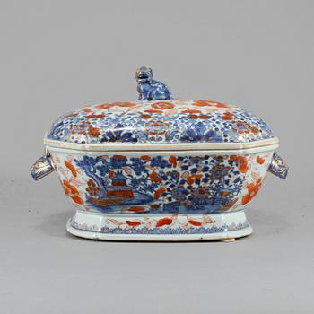TERRIN, porslin, Kina, 1700-tal.