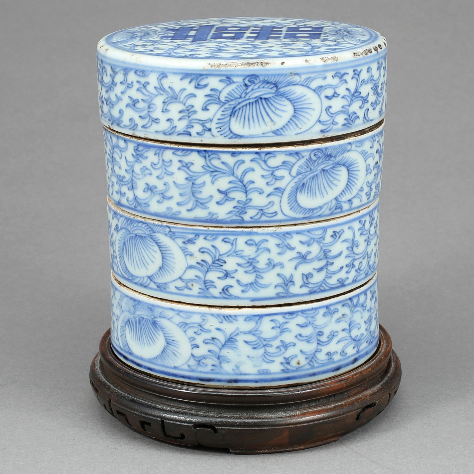 MATBURK, 4 delar, porslin, Kina, Qianlong, 1700-talets slut.