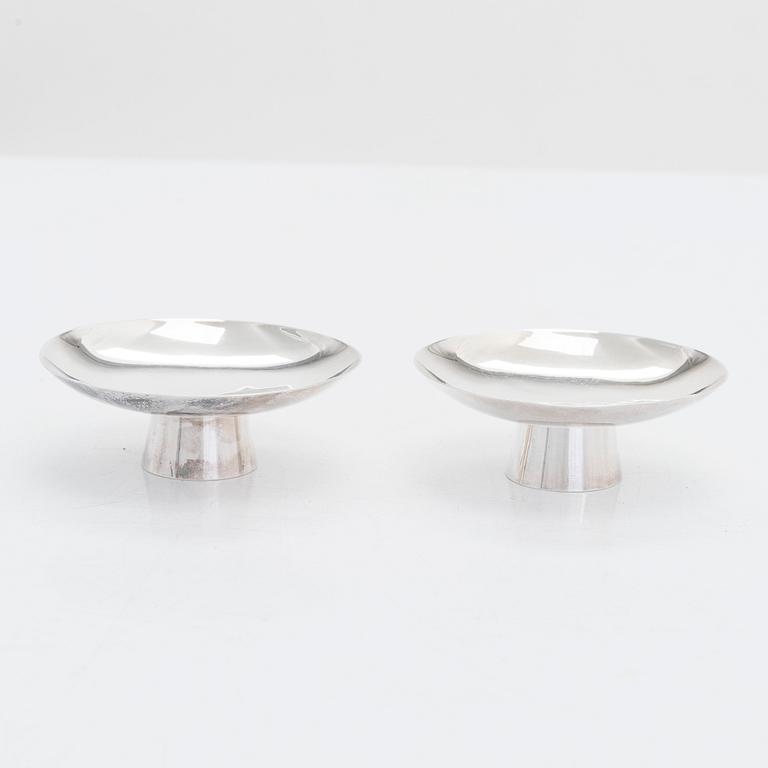 Sakazuki sake-koppar, 6 st, silver, Suzuyo, Japan, med jungin-silverstämpel. 1900-talets början.