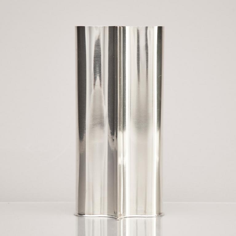 Rolf Lindståhl, a sterling silver vase, Stockholm 2012.