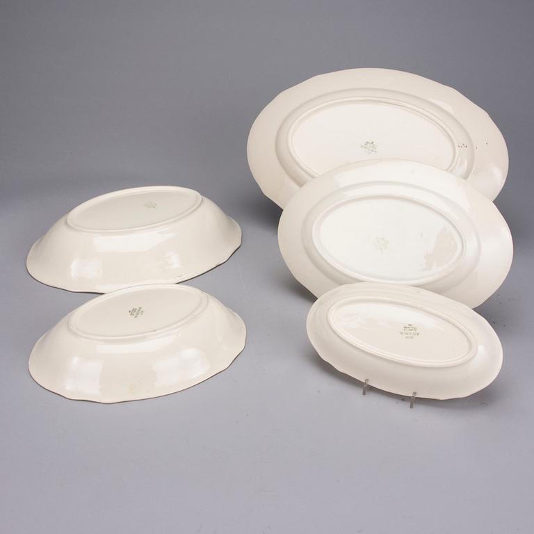 SERVIS, 33 delar, porslin, "Tellervo" Arabia, i produktion 1949-1958.