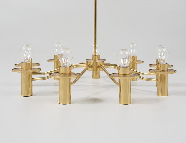 TAKLAMPA, 1900-talets andra hälft. Höjd 130 cm.