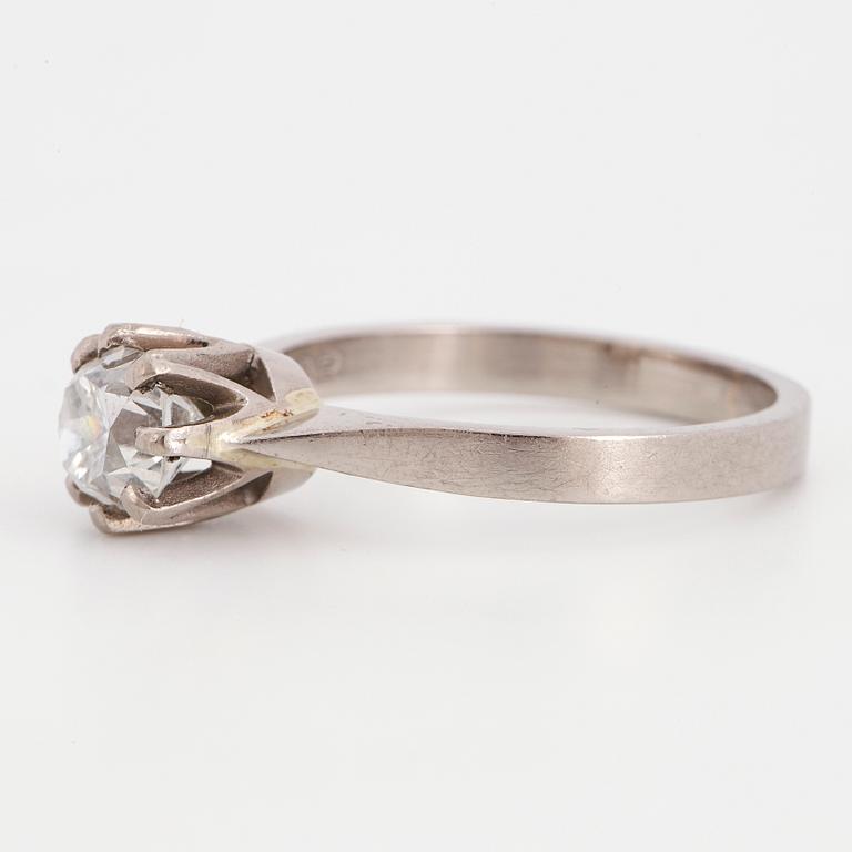 Old-cut diamond ring.