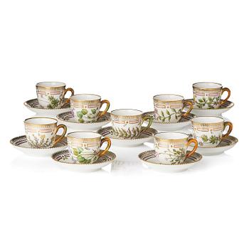 464. A set of nine Royal Copenhagen 'Flora Danica' cups with saucers, Denmark, 20th century.