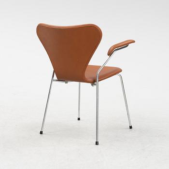Arne Jacobsen, karmstol, "Sjuan", Fritz Hansen, formgiven 1952.