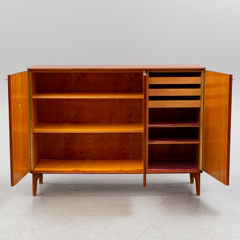 A 1950s cupboard / sideboard.