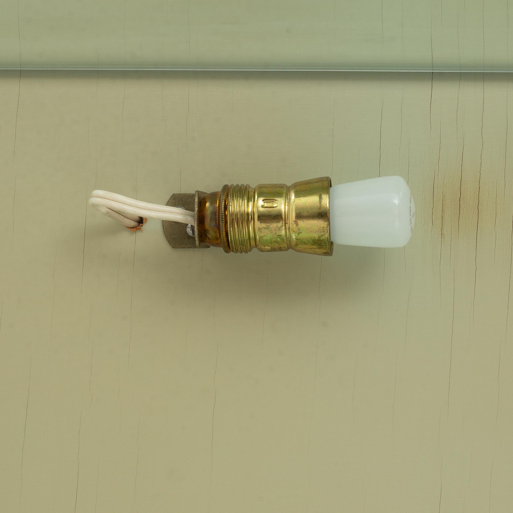 Display cabinet, Gustavian style, mid-20th century.