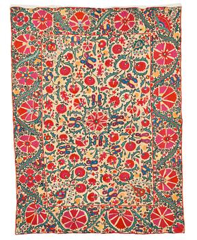 397. ANTIQUE UZBEK SUZANI EMBROIDERY. 163 x 122,5 cm.