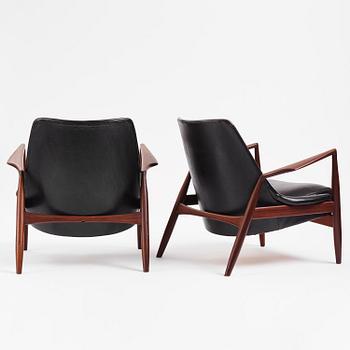 Ib Kofod-Larsen, a pair of teak "Sälen" armchairs, Olof Perssons Fåtöljindustri (OPE), Jönköping, 1960s.