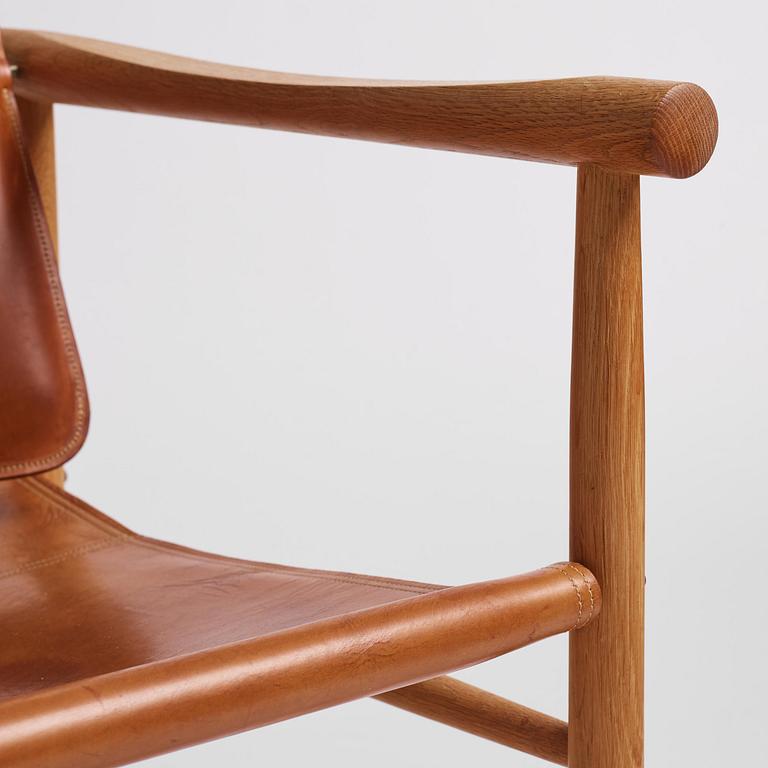 Kai Lyngfeldt-Larsen, a pair of safari chairs model "506", Søborg Møbelfabrik, Denmark, 1960s.