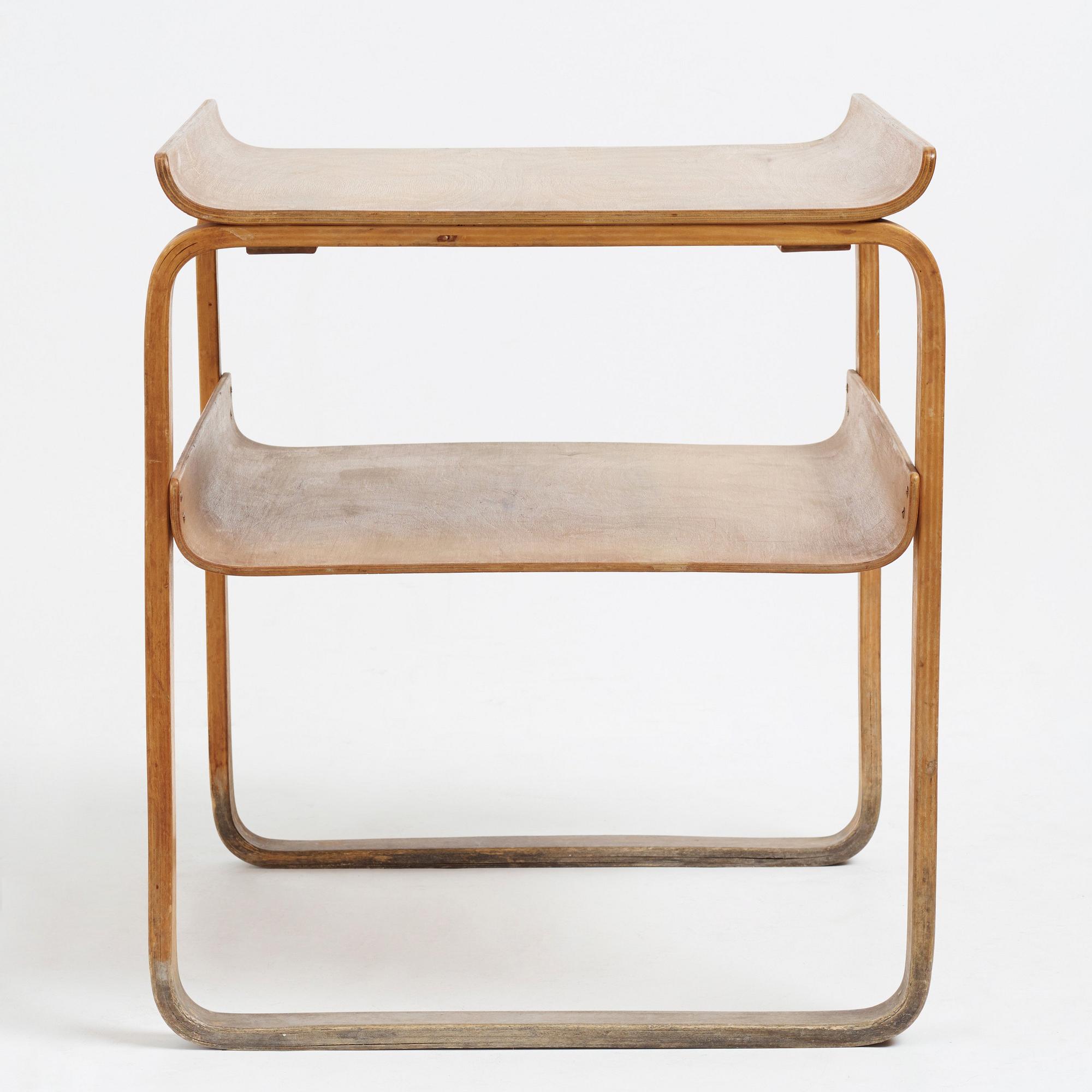 Alvar Aalto, a model 75 table by bord, modell 75,  O.Y. Huonekalu-ja Rakennustyötehdas for Svenska Artek ( the Swedish Artek), 1930's.