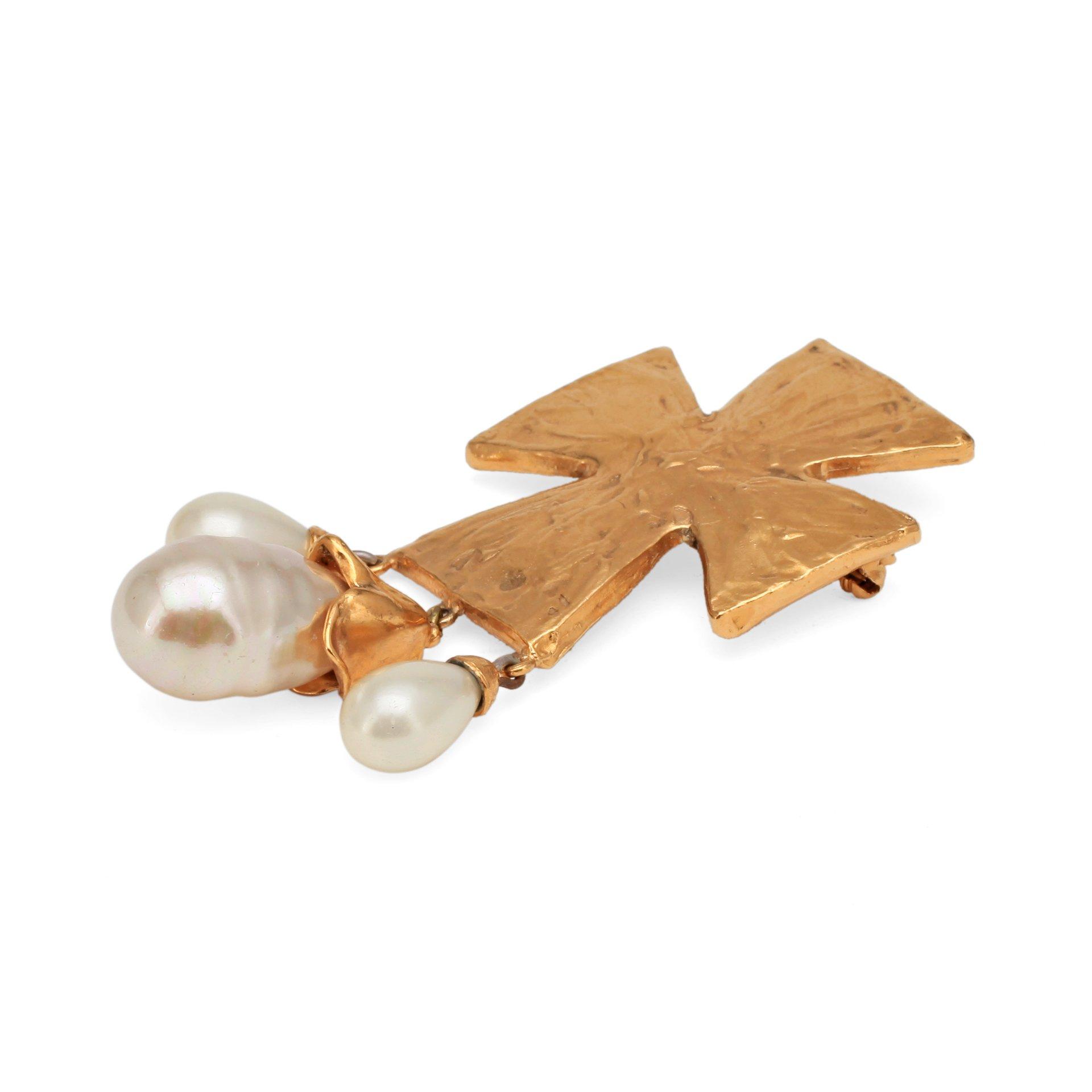 YVES SAINT LAURENT, a brooch.