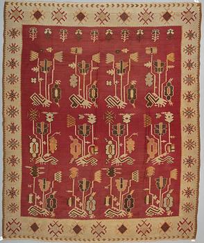 MATTO, a kilim, a semi-antique East European probably, ca 346 x 284 cm.