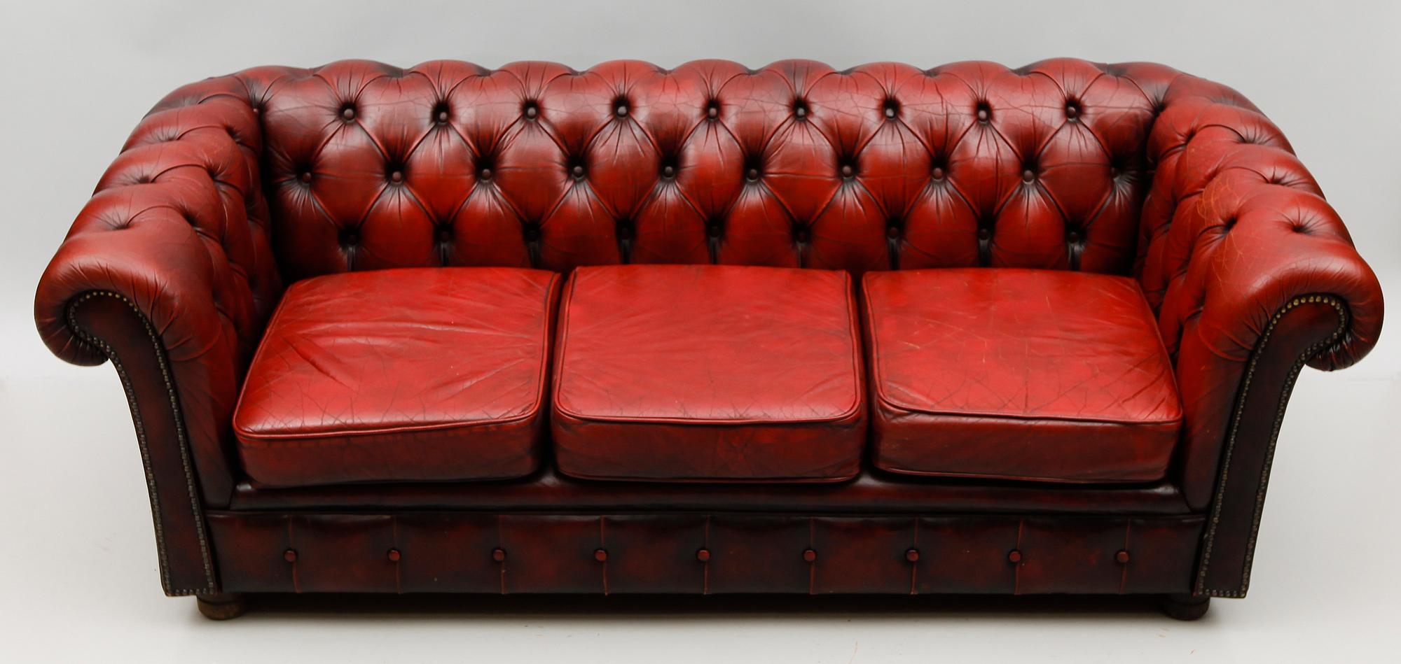 SOFFA, Chesterfieldmodell, tresits, 1900-talets andra hälft.