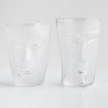 Glasobjekt, 5 st, bl.a. Mats Jonasson, Målerås.