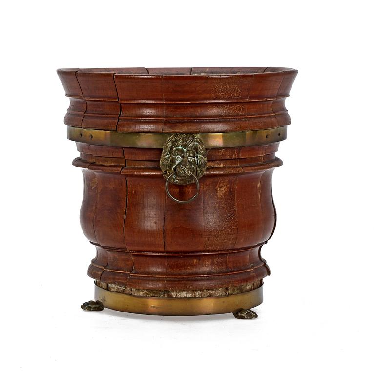 VINKYLARE, trä, trol Holland, 1800/1900-tal.