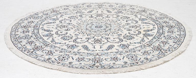 Matta, Nain, diameter ca 200 cm.