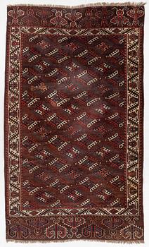 An antique Yomut main carpet, West Turkmenistan, c. 303 x 179 cm.