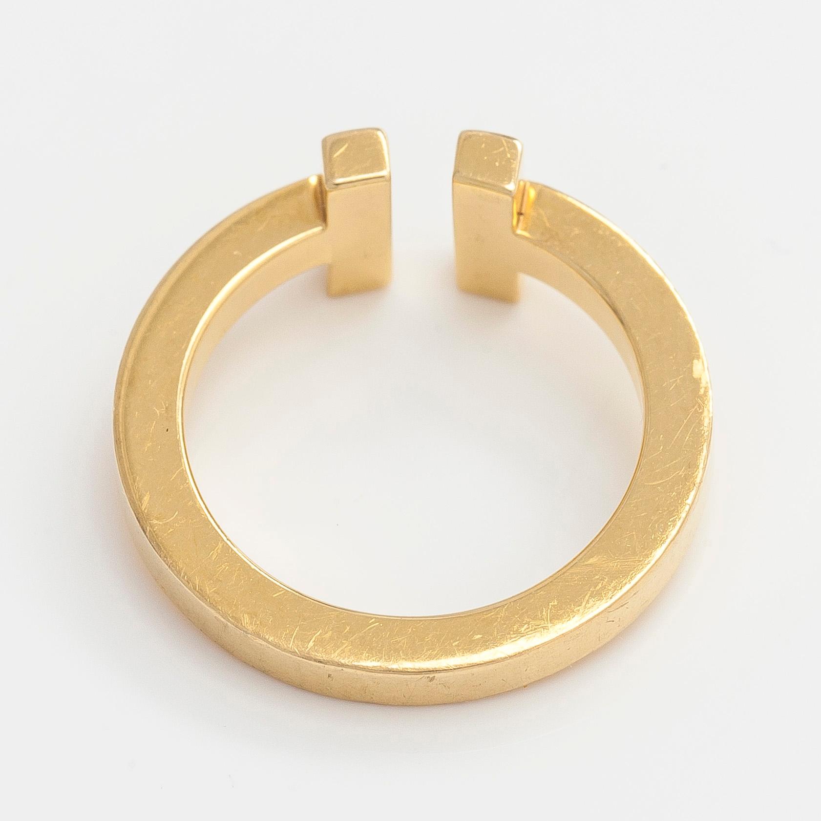 Tiffany & Co,  ring, "T-square", 18K guld.