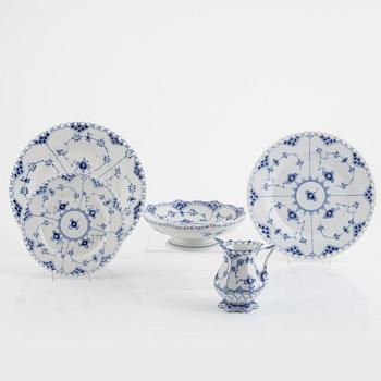 A set of 20 'Musselmalet' porcelain service parts, Royal Copenhagen, Denmark.