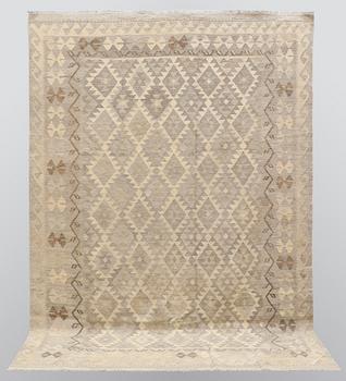 A carpet, Kilim, ca 299 x 206 cm.