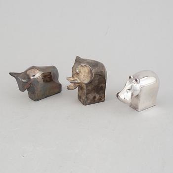 Gunnar Cyrén, three silver plated zinc figurines, Dansk Designs, Japan.