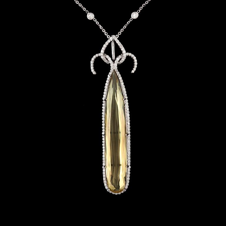 A necklace with yellow beryl, 12.87 cts set with brilliant-cut diamonds, 1.30 cts in total.