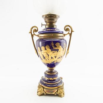 Bordsfotogenlampa omkring 1900.