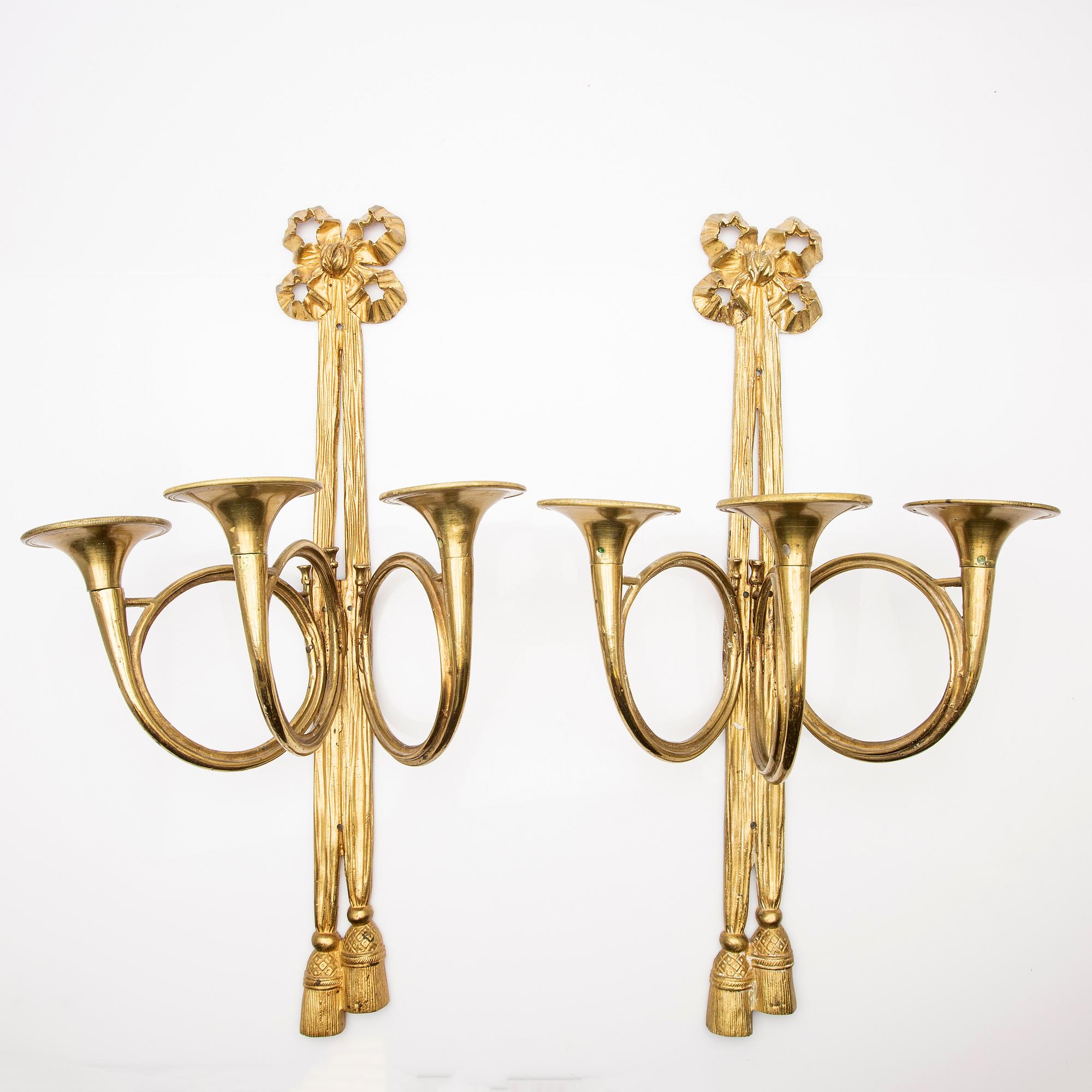 A pair of appliqués, 18th/19th century.