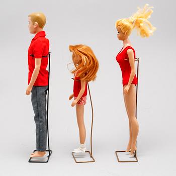 BARBIEDOCKOR, 3 st, Mattel, samt tillbehör, 1960-tal.