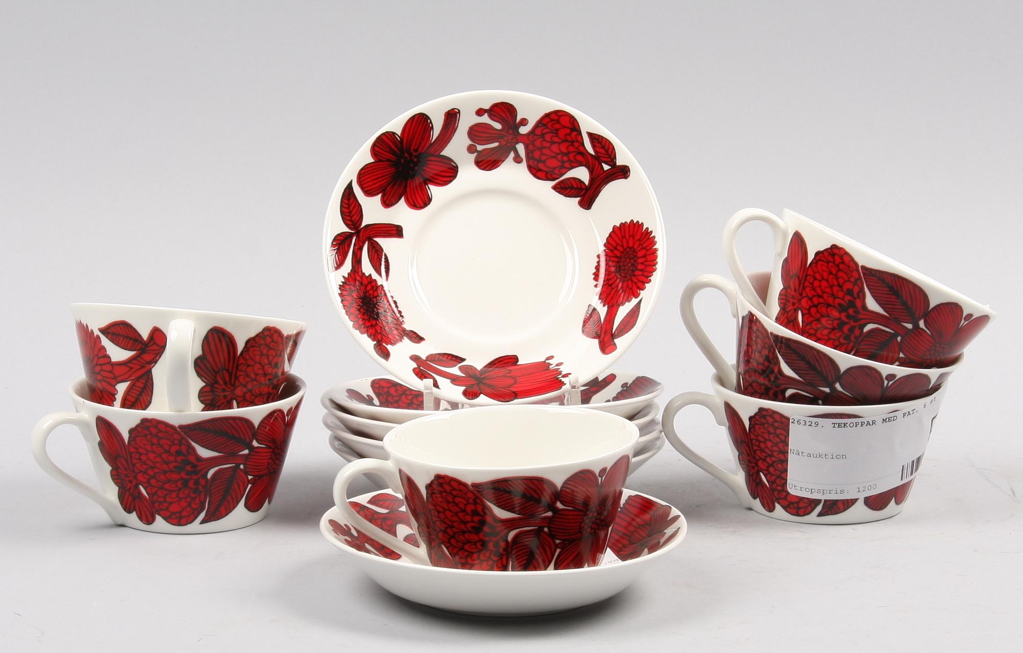 TEKOPPAR med FAT, 6 st, benporslin, "Röd Aster", Stig Lindberg, Gustavsberg, 2000-tal.