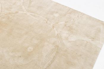 A carpet 360 x 360 cm.