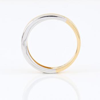 RING, Bliss, Italien, 18K gul/vitguld, två sammansatta band med diamant ca 0.01.